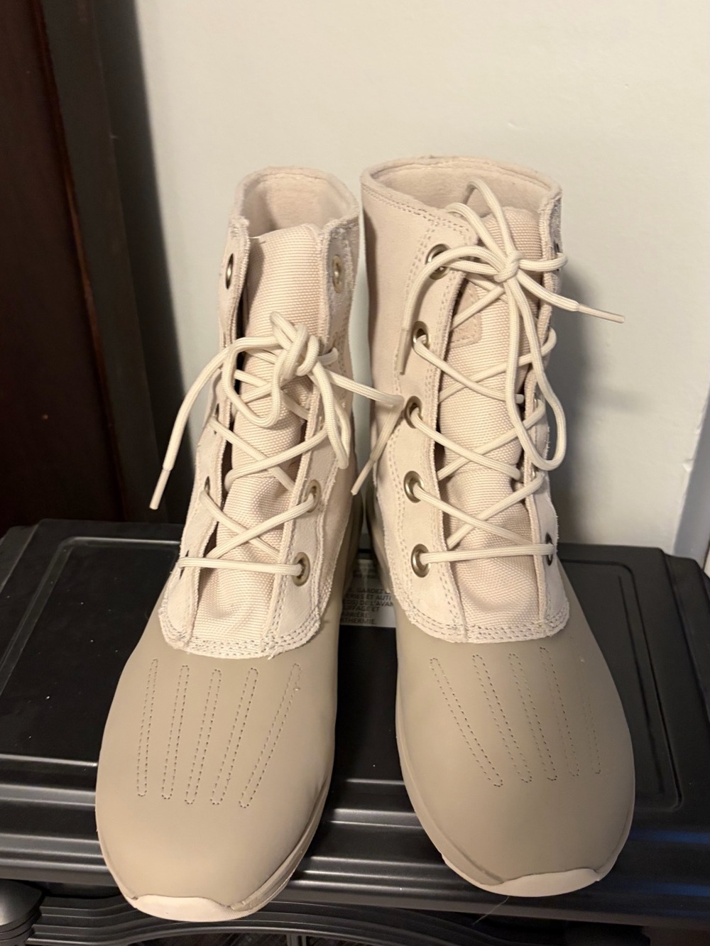 Columbia Women's Lace-Up Boots in Beige Cream - Picture 2 of 7